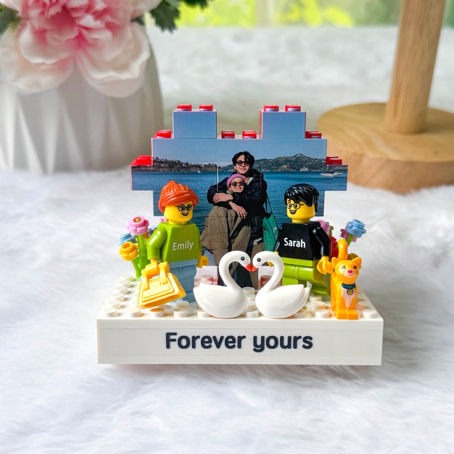 Custom Couple Brick Figures Gift Set with Heart Background